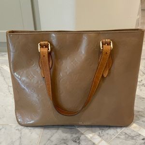 Louis Vuitton Vernis Houston bag in tan.